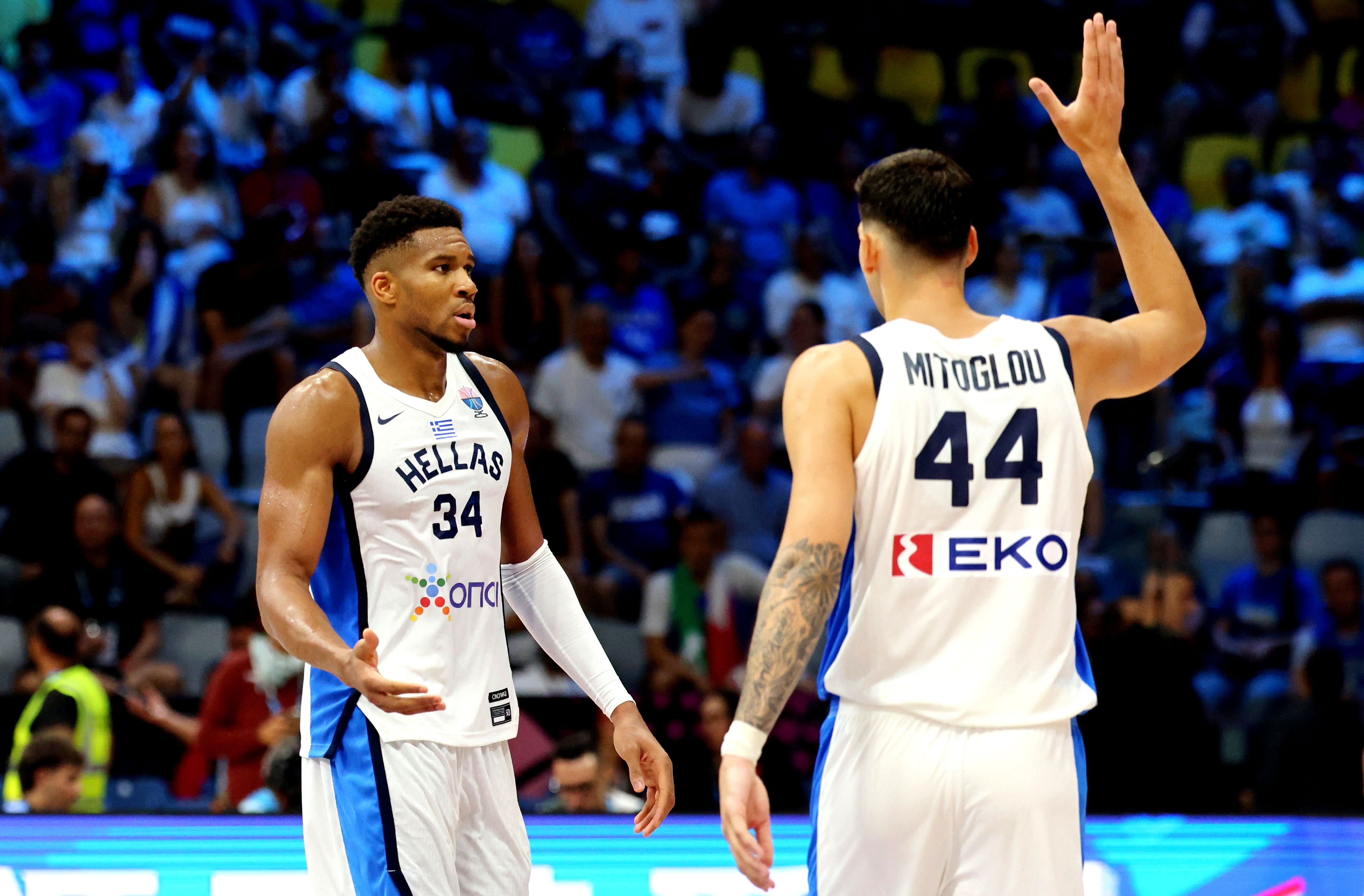 穆古鲁扎在德国队比赛中势不可挡窗口期圣安东尼奥马刺调整名单以备社区盾，媒体一致点评：冲刺阶段浙江队刷新队史纪录的简单介绍