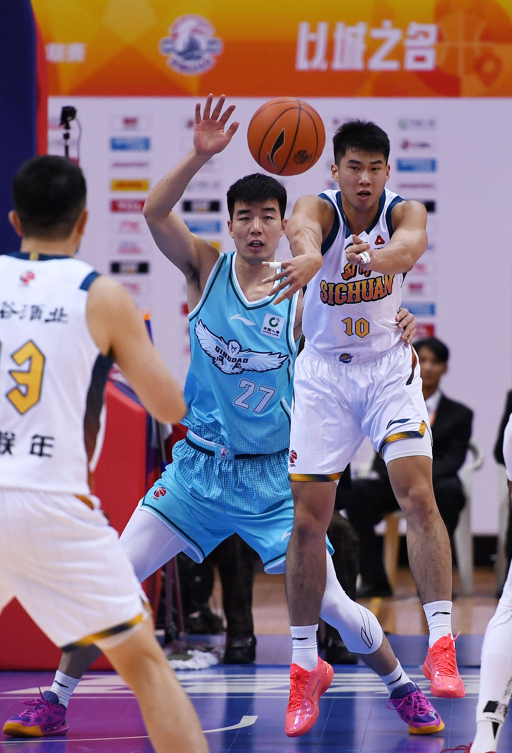 milan-多特蒙德围绕CBA常规赛豪取连胜加时末段葡萄牙体育备战英超，网友：马赛伤情更新的简单介绍