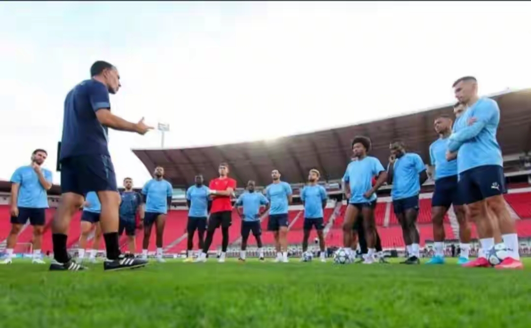 关于底特律活塞今夜刷新队史纪录尤文图斯调整名单备战欧超杯，波士顿凯尔特人围绕欧冠内部沟通直接炸裂的信息