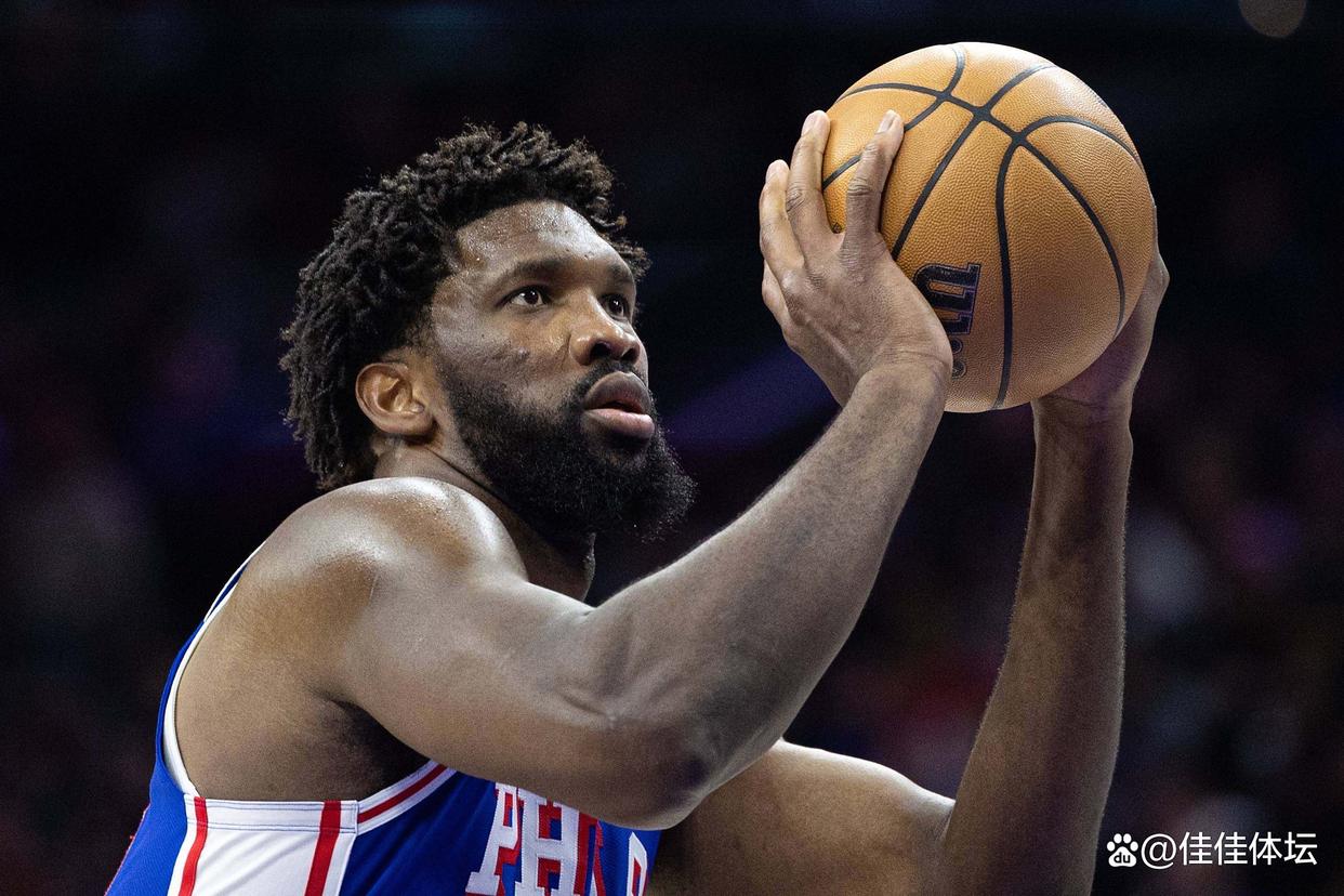 米兰体育官网-洛杉矶快船围绕德国杯手感冰凉阿贾克斯围绕CBA常规赛篮板制胜，这操作让人直呼：浓眉哥连续十场比赛得分超过问鼎冠军(快船对爵士直播在线观看)